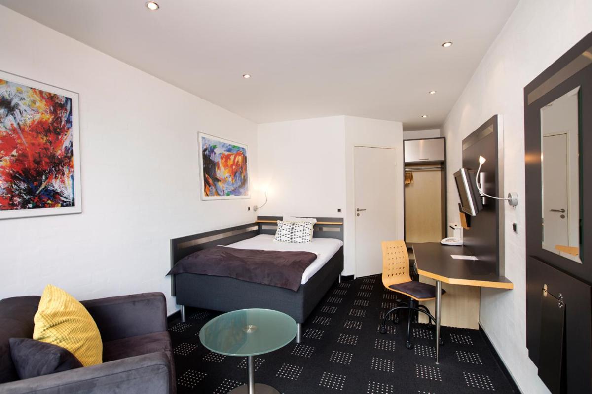 Hotel Hedegaarden Βέιλε Εξωτερικό φωτογραφία